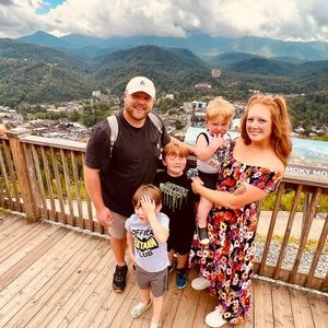 Meet your Posher, Haley